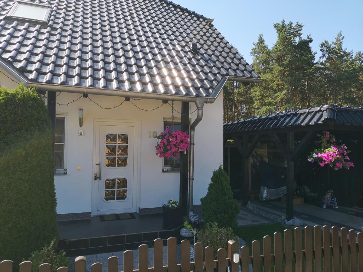 Gaestezimmer Im Bewohnten Efh Mit Pool Und Garten Ziltendorf Exterior photo